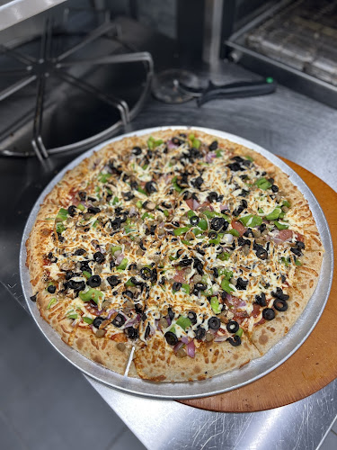 1644 Hillside Ave #98A, Victoria, BC V8P 4B6