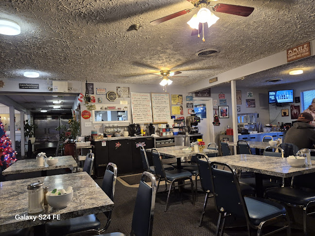 Kirstens Hideout Café - Hospitality and gastronomy