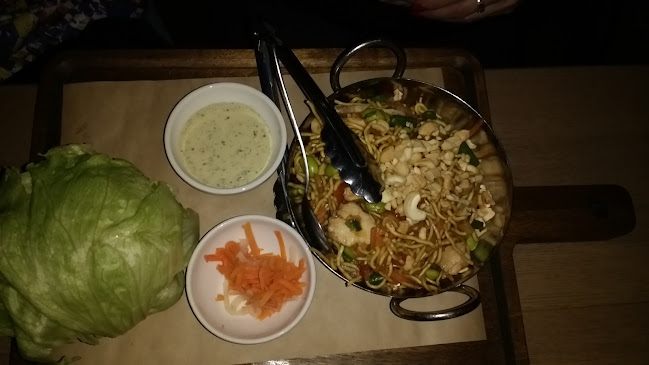 Moxies Toronto Downtown Restaurant - Toronto