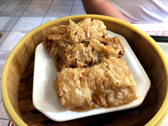 939 Somerset St W, Ottawa, ON K1R 6R8