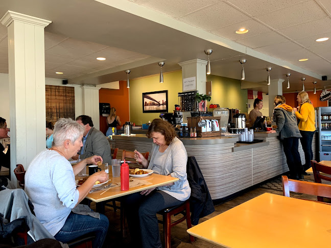 The Urban Cup Cafe - Hospitality and gastronomy