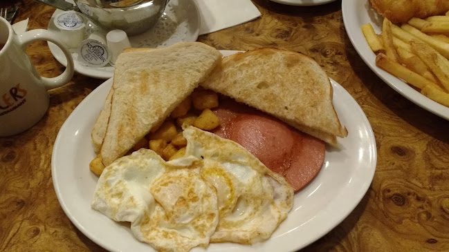 Opinii despre Rustler's Family Restaurant în St. John's - Hospitality and gastronomy