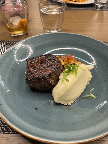 Opinii despre Bymark în Toronto - Hospitality and gastronomy