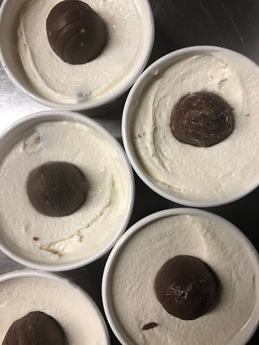 Chris's Ice Cream - Ottawa