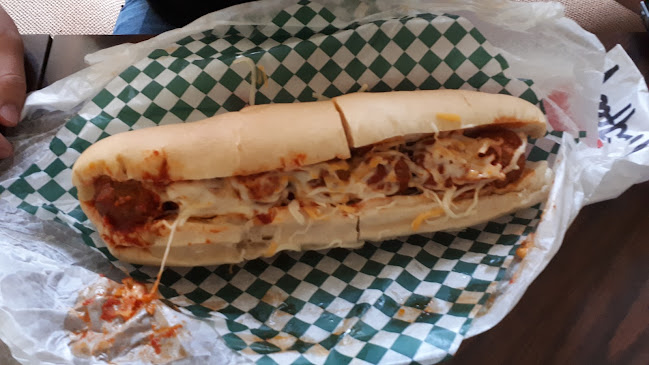 Cheryl's Deli & Subs - Hospitality and gastronomy