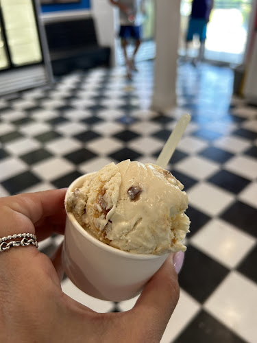 938 McNabb St, Sault Ste. Marie, ON P6B 6J1