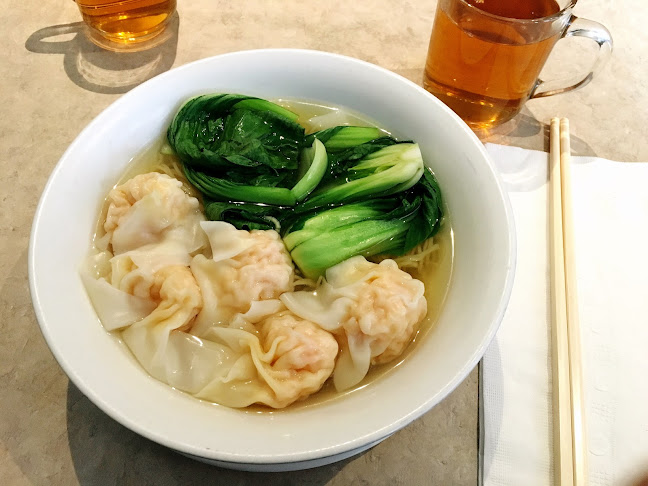 J & J Wonton Noodle House - Victoria