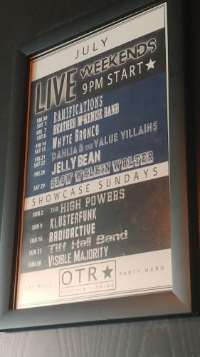 Comentarii opinii despre On The Rocks