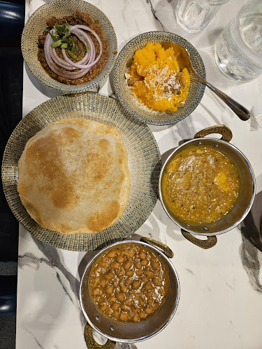 Opinii despre Kolachi Inn în Mississauga - Hospitality and gastronomy