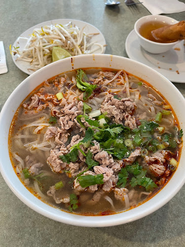 Thuan Hoa Restaurant - Hospitality and gastronomy