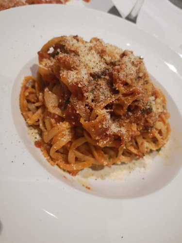 Napoli Ristorante Pizzeria - Hospitality and gastronomy