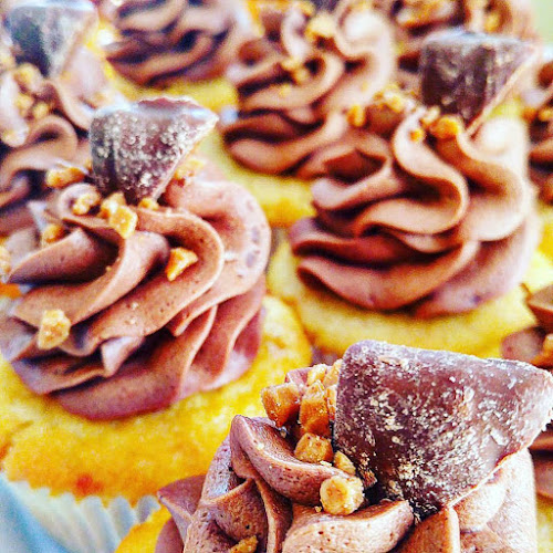 431 Thames Ave Unit F, Winnipeg, MB R2L 0V4