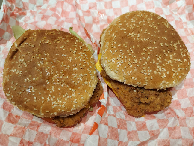 Broast Chicken and Waffles - Mississauga