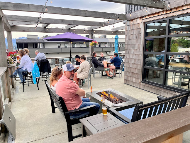 Church St. Taphouse - Comox