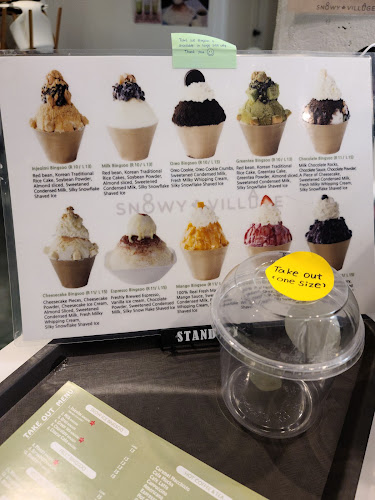 Opinii despre Snowy Village Victoria Hill în New Westminster - Hospitality and gastronomy