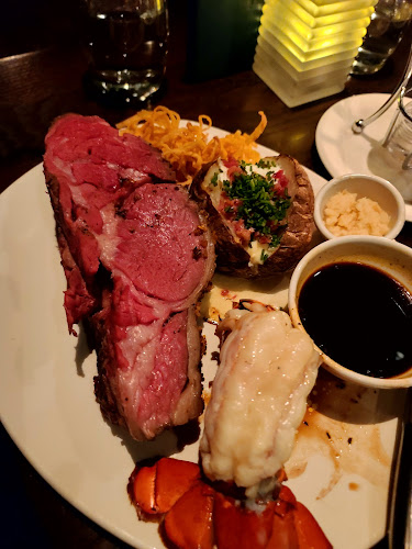 1011 Mainland St, Vancouver, BC V6B 5P9