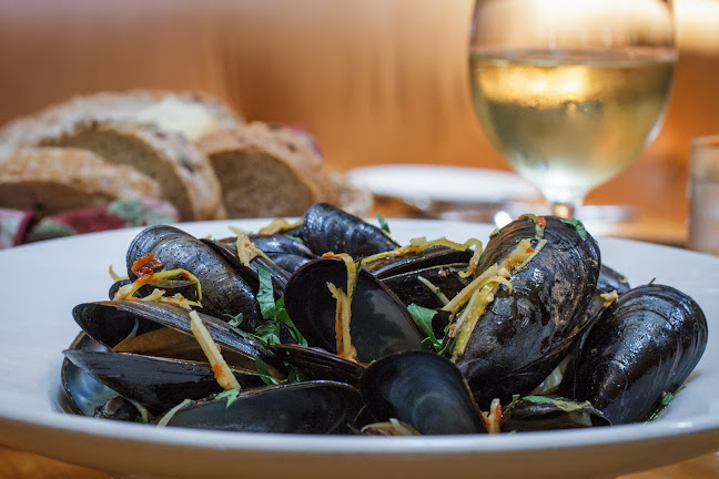 Chez Piggy Restaurant & Bar - Hospitality and gastronomy