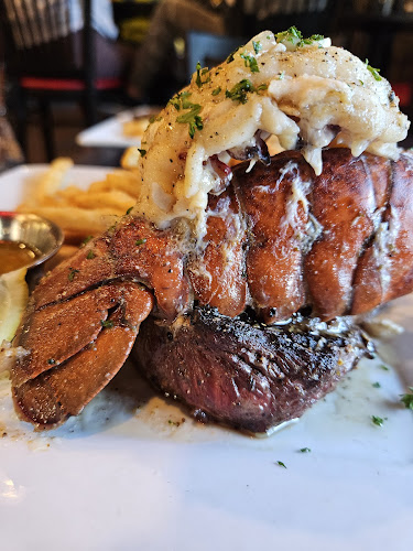 50 North Pub & Eatery - Hospitality and gastronomy