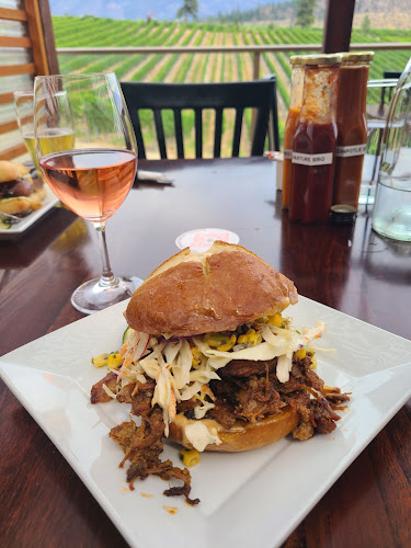 Comentarii opinii despre The Bistro at Wild Goose Winery