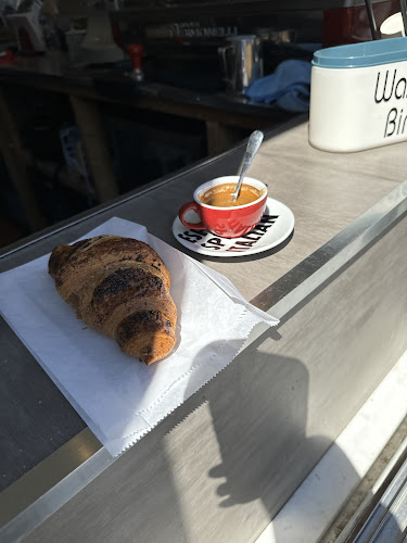 Si Espresso & Pasticceria Bar - Hospitality and gastronomy