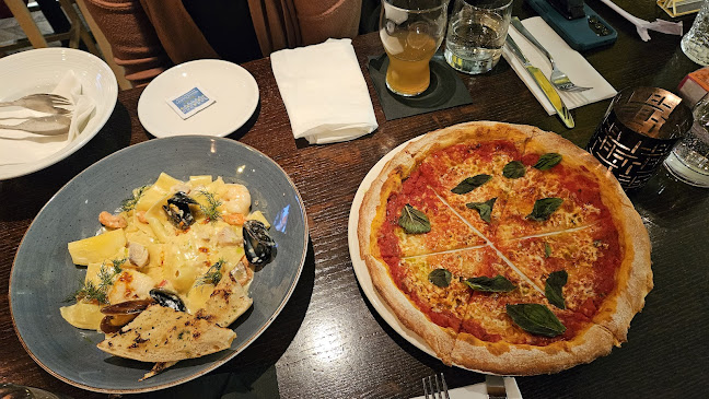 13475 Central Ave Unit D1, Surrey, BC V3T 0A1