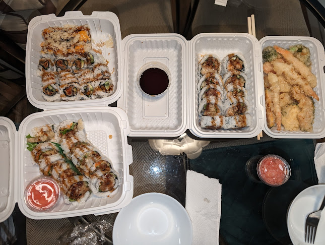 Comentarii opinii despre Minato Sushi Restaurant (Vancouver, BC)