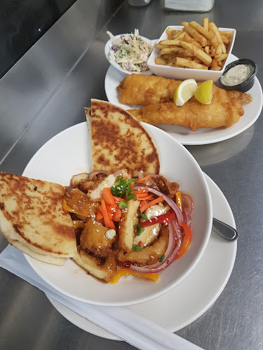 Ricky's All Day Grill - 170th Holiday Inn - Edmonton