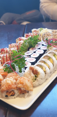 Sushi Umi (North Vancouver) - Hospitality and gastronomy