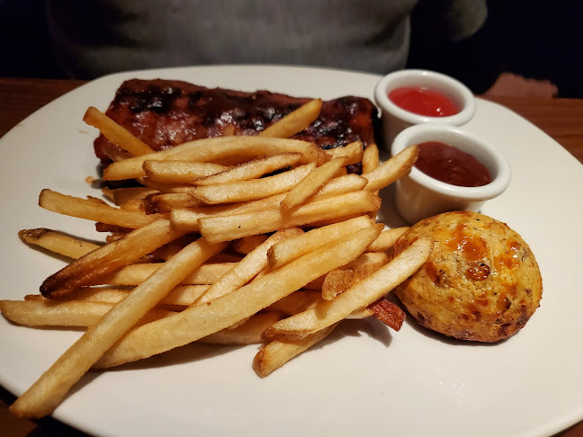 55 City Centre Dr Unit 107, Mississauga, ON L5B 1M3