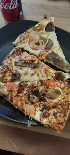 Comentarii opinii despre Fire 451 Craft Pizza & Donair