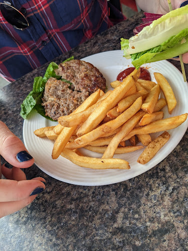 830 Valley Rd, Saskatoon, SK S7K 3J6