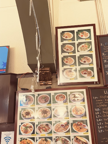 Comentarii opinii despre Joyeaux Café & Restaurant