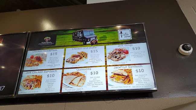 30 Capilano Way #6, New Westminster, BC V3L 5M3