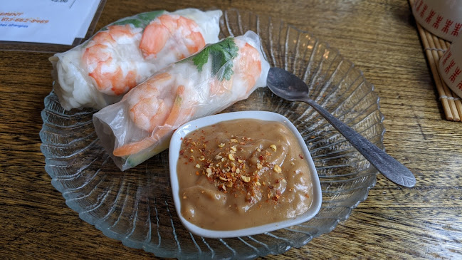 Comentarii opinii despre Tiny Table