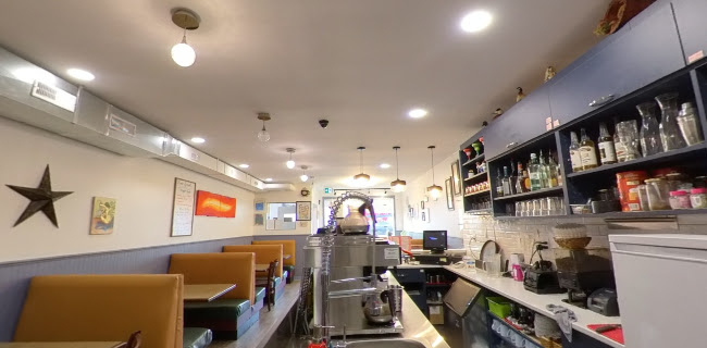 Friends & Neighbours Cafe - Hospitality and gastronomy