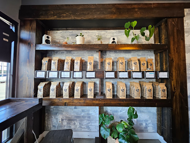 Republica Coffee Roasters Cloverdale - Hospitality and gastronomy