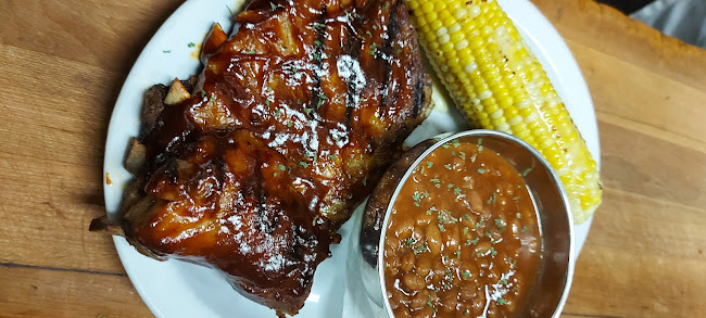 Roxbury Pub & Grill - Hospitality and gastronomy