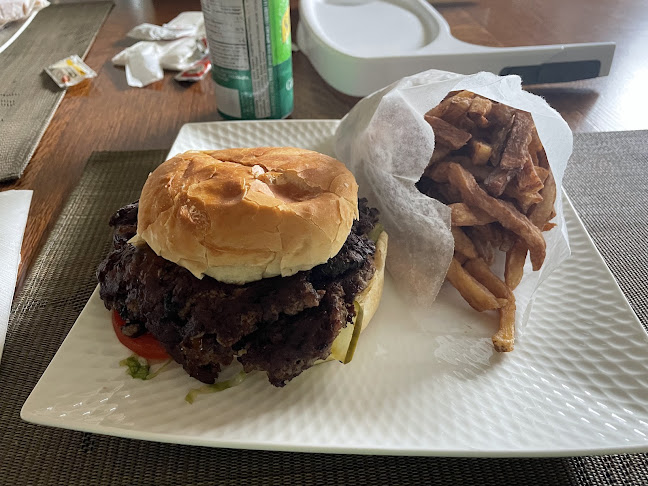 Comentarii opinii despre Beefcake’s Burger Factory - Current River