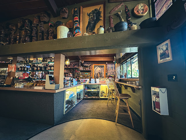 Tomahawk Restaurant - Hospitality and gastronomy