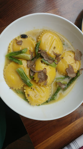 Comentarii opinii despre Oretta King West