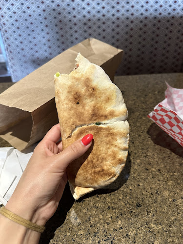 Opinii despre Tasty Shawarma în Richmond Hill - Hospitality and gastronomy