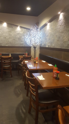 8952 152 St, Surrey, BC V3R 0J2