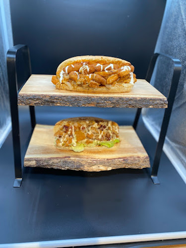 Comentarii opinii despre Lil' Louie's Eats & Sweets