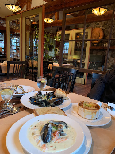 Locals Restaurant - Courtenay