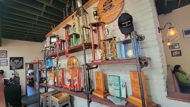 Opinii despre Smoke and Bones BBQ în North Vancouver - Hospitality and gastronomy