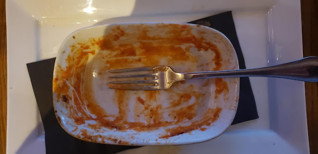 La Cucina Pizzeria Kitchener - Hospitality and gastronomy