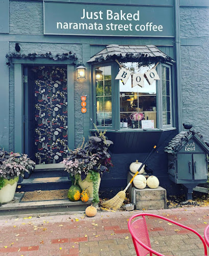Just Baked : naramata street coffee