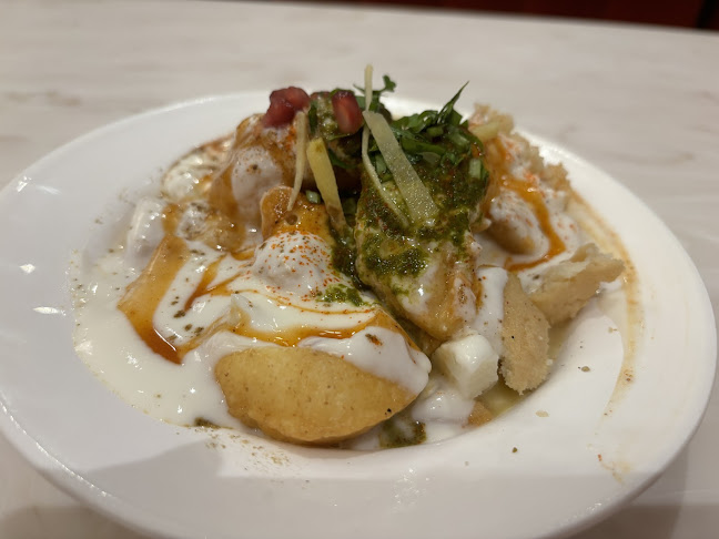 Opinii despre Kesar Sweets & Restaurant în Brampton - Hospitality and gastronomy