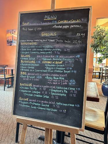 Vi's For Pies - Hospitality and gastronomy