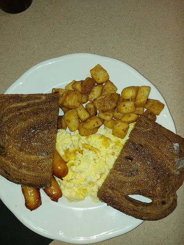 Myra's Bar & Grill - Hospitality and gastronomy